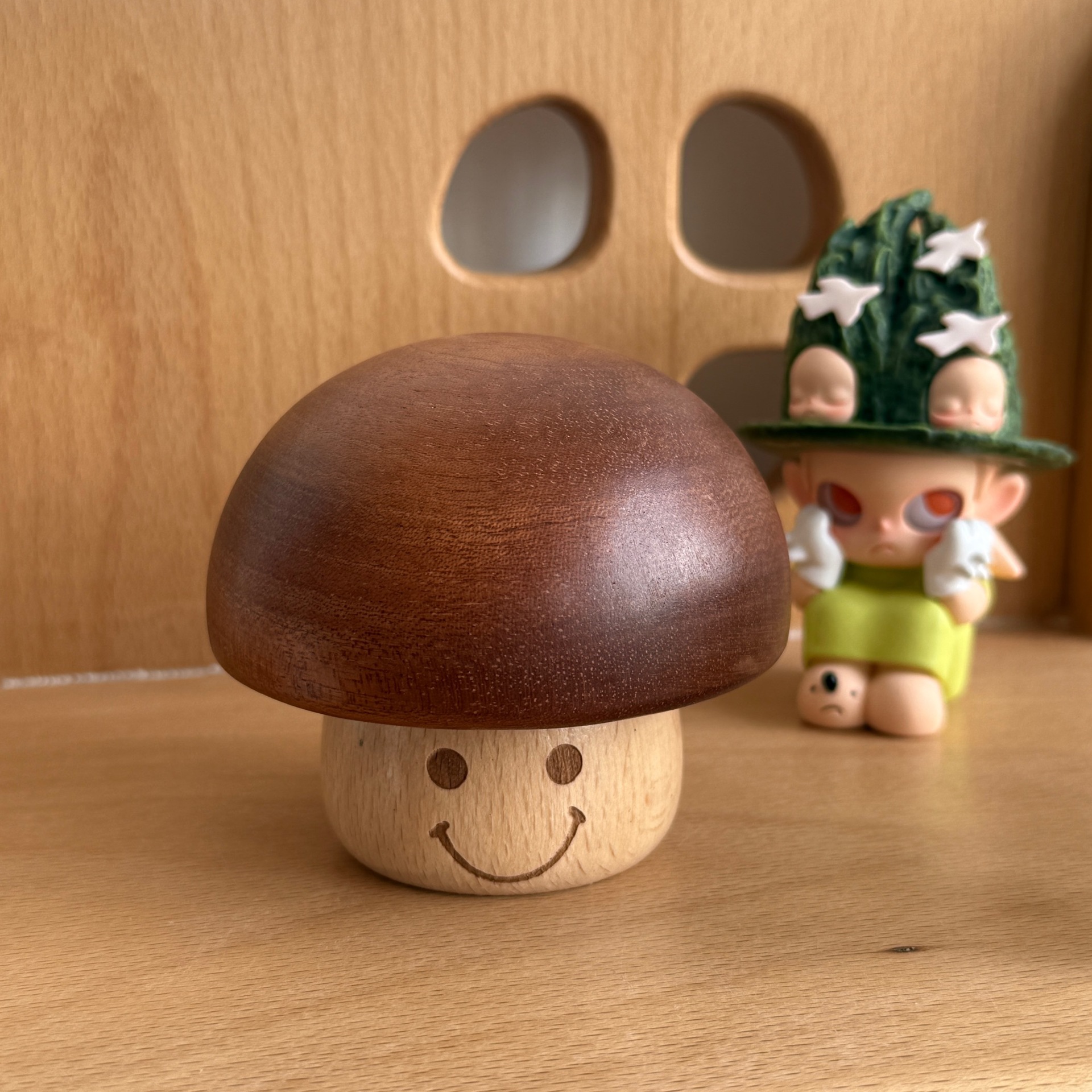 Mushroom gurgling